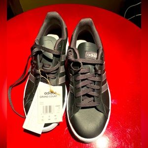 ADIDAS GRAND COURT MEN’S SHOES BLACK LEATHER 10.5 US. NEW, UNWORN, WITH TAGS